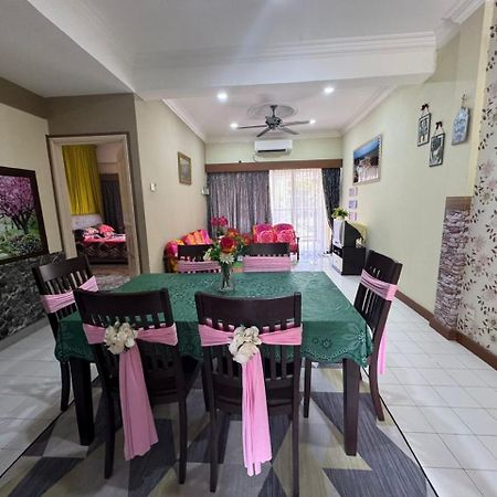 Anitas Place Port Dickson Extérieur photo